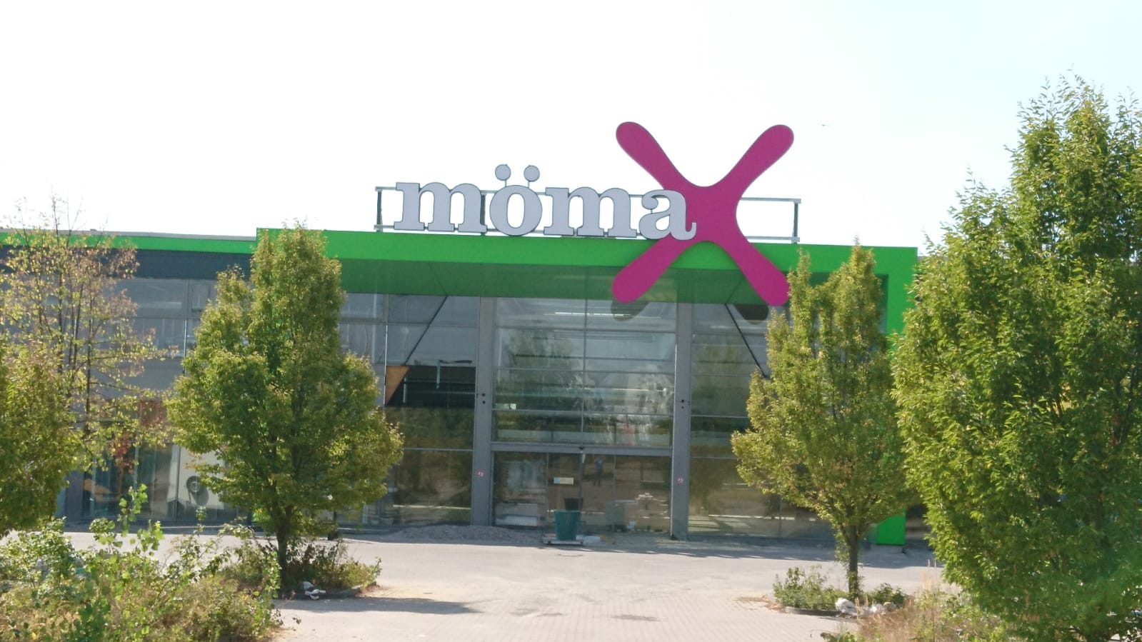 „Mömax“-Möbelmarkt kündigt sich in Neustadt an – Du bist Halle