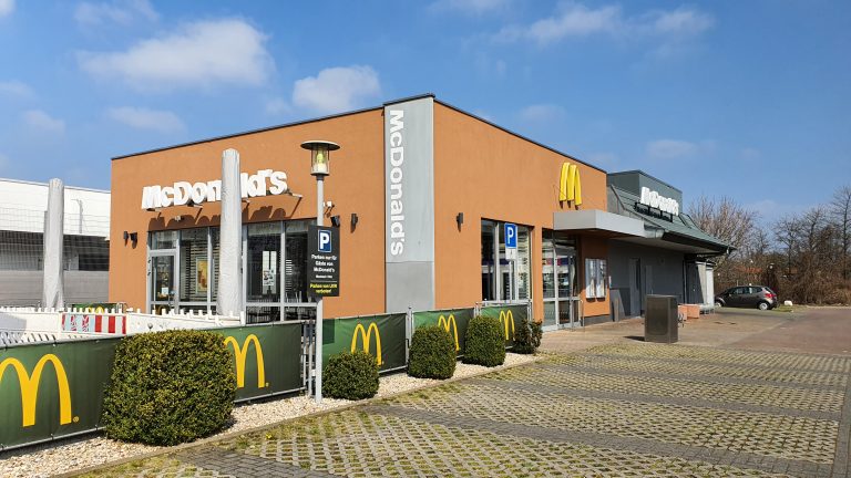Mcdonald's In Der Nähe Vom Standort dubisthalle.de