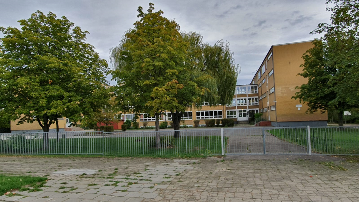 Sechs erste Klassen der Grundschule „Westliche Neustadt“ in Quarantäne