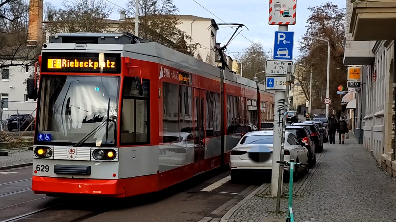 Falschparker in der Seebener Straße legt Straßenbahnverkehr lahm – Du bist  Halle