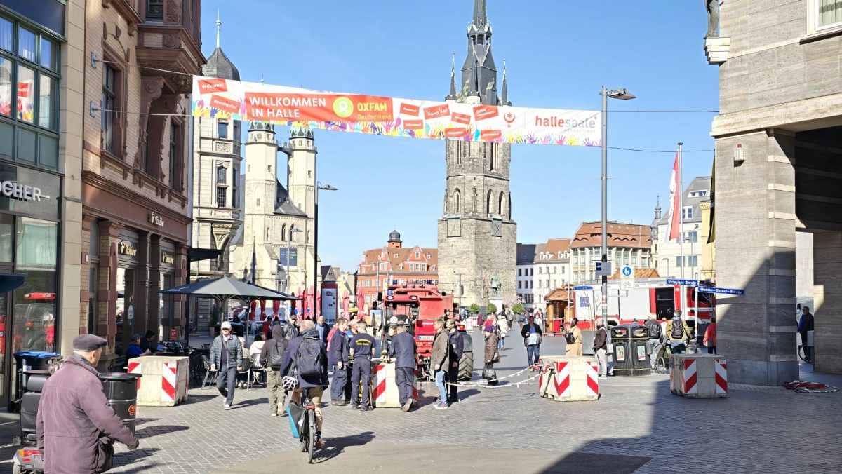 Aufbau für den Ostermarkt in Halle hat begonnen – Du bist Halle