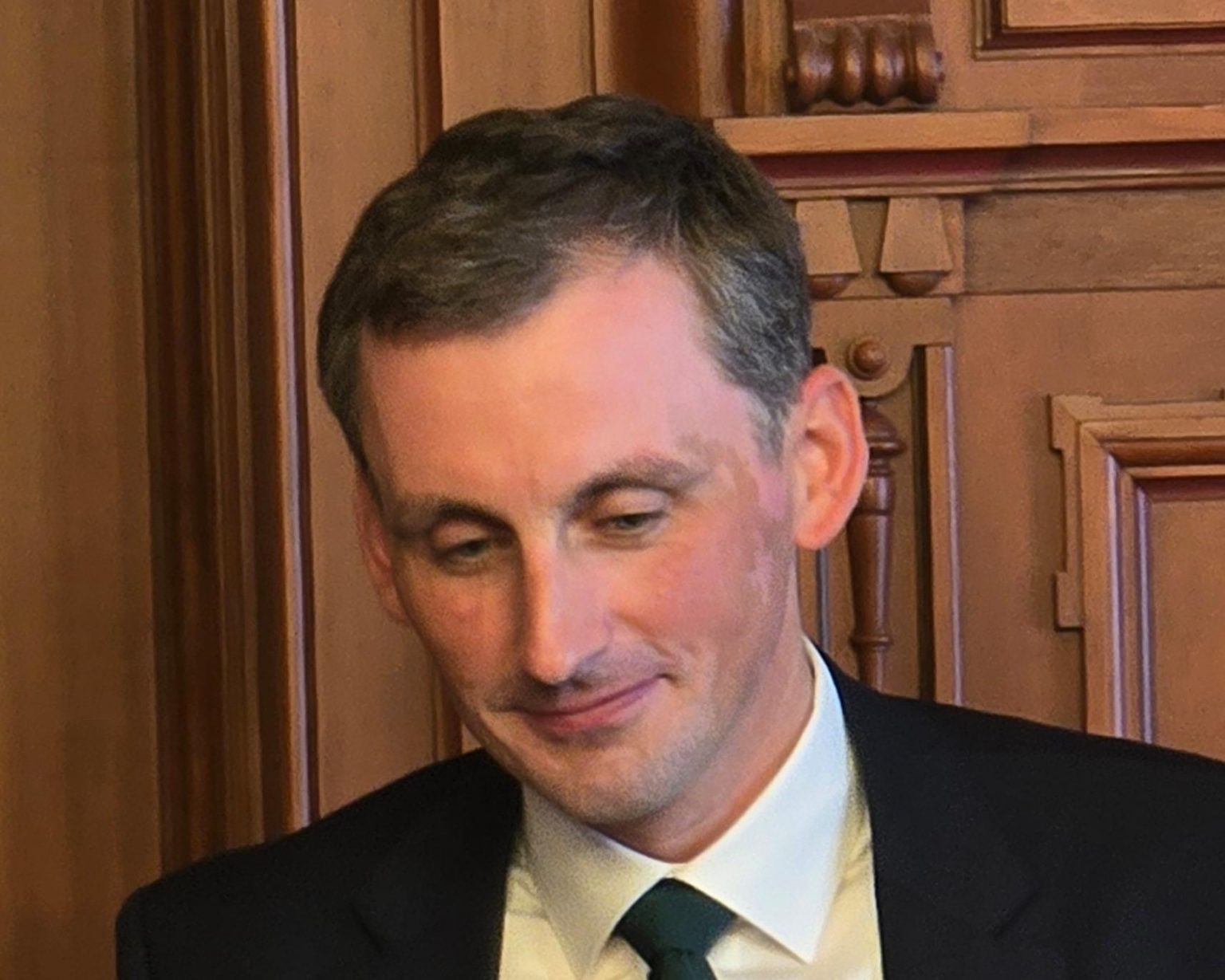 Kommentar: Ein Minister mit Schulrucksack – Warum Jan Riedel eine echte ...