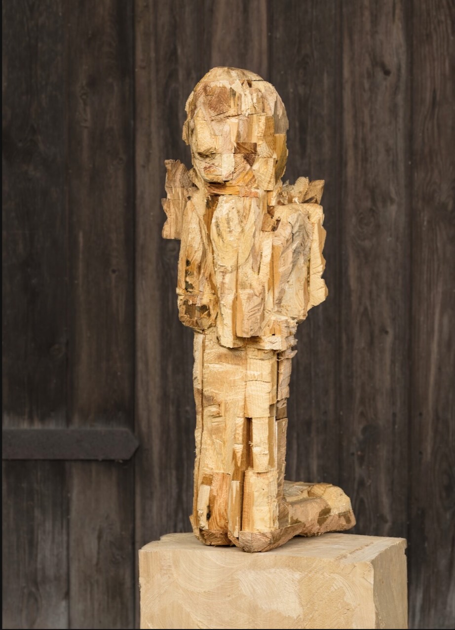 -Leicht-ist-nur-der-Staub-Hallescher-Kunstverein-zeigt-bewegende-Plastiken-und-Holzschnitte-von-Cathleen-Meier