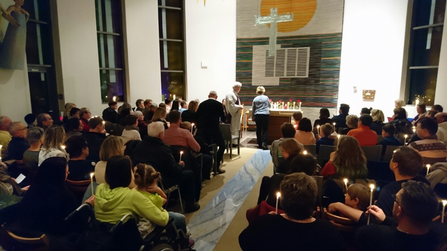 Weltgedenktag-f-r-die-verstorbenen-Kinder-am-zweiten-Sonntag-im-Dezember-Gedenkfeier-im-Elisabeth-Krankenhaus