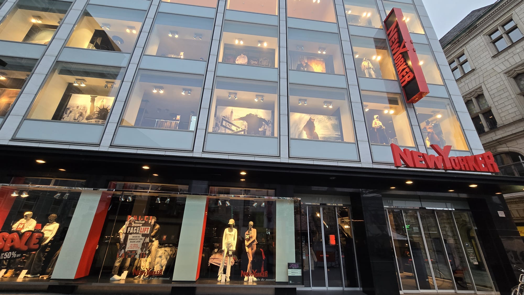 -Facelifting-bei-New-Yorker-Kaufhaus-am-Marktplatz-wird-umgebaut