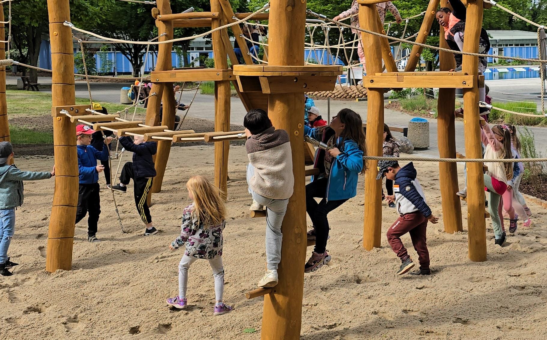 Kann-keine-Fachkr-fte-ersetzen-Pflegeeltern-Ausbau-in-Halle-sorgt-f-r-Kritik-LIGA-mahnt-mehr-Qualit-t-und-Transparenz-an